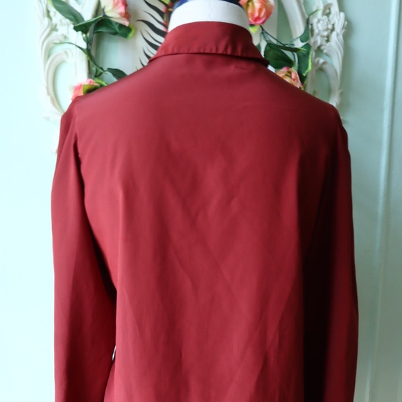 Vintage pleated collar burgundy blouse - Picture 2 of 5